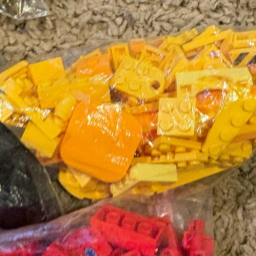 Lego 4 Pound Bundle - Picture 4 of 8